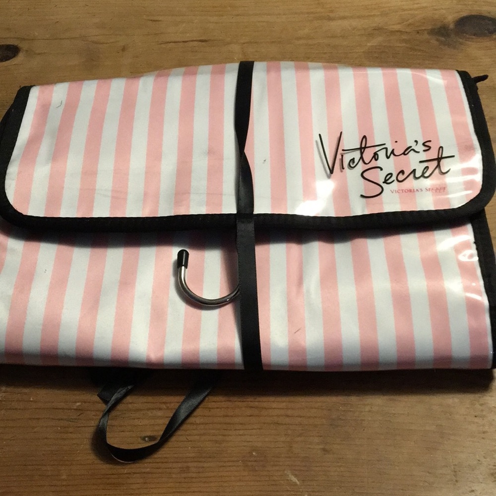 Victoria’s Secret Travel Toiletries holder